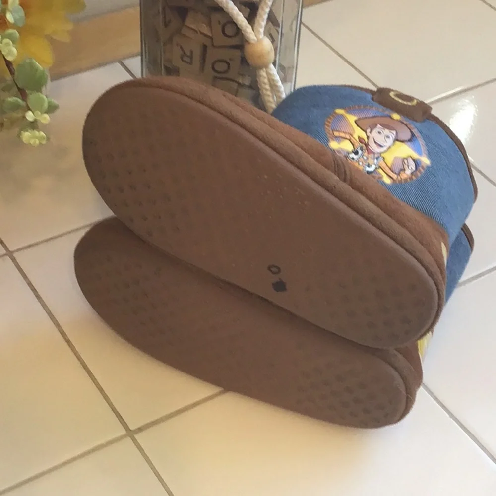 ‘Disney’ Toy Story Woody Toddler Slippers